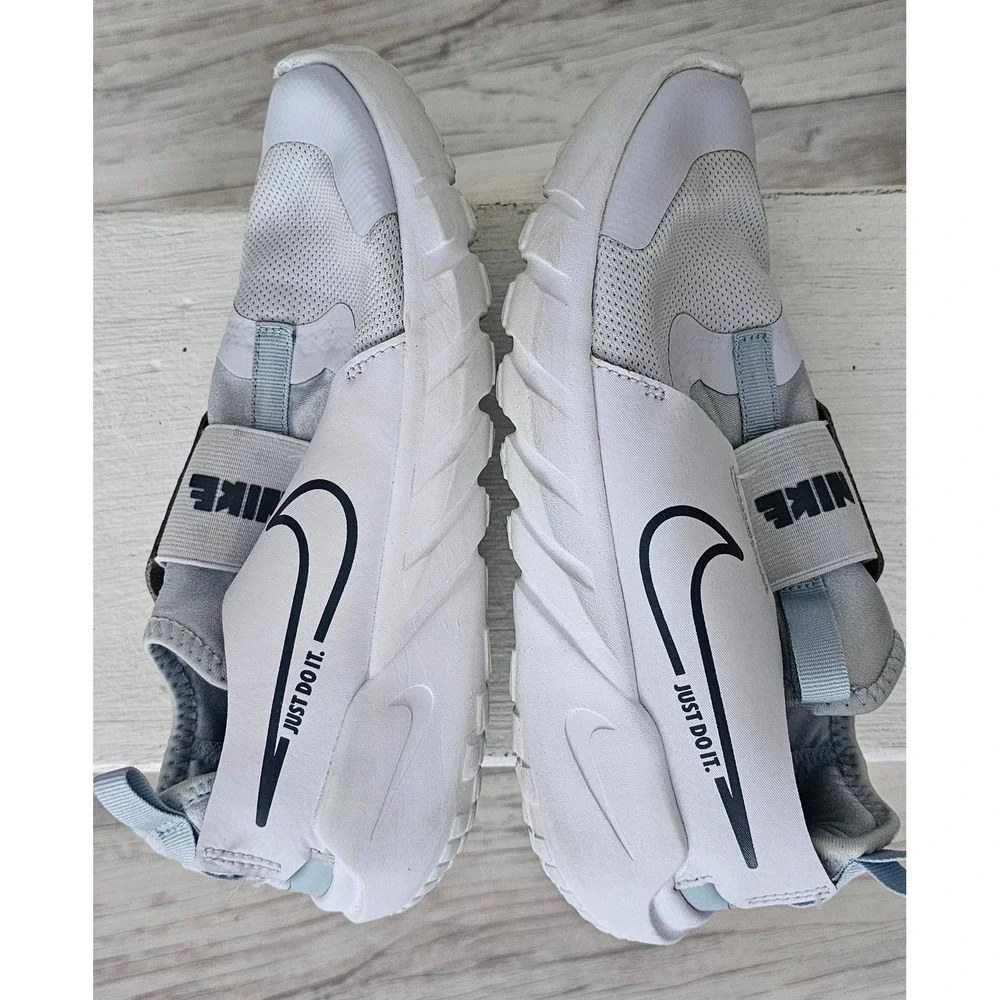 Nike Flex Runner 3 Kids Grey White Slip On Running Shoes DJ6038-010 Size 4Y